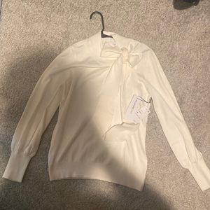 Off white sweater long sleeve